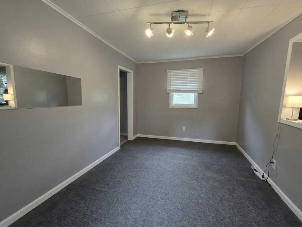 203 Cherry Ln McMinnville, TN 37110
