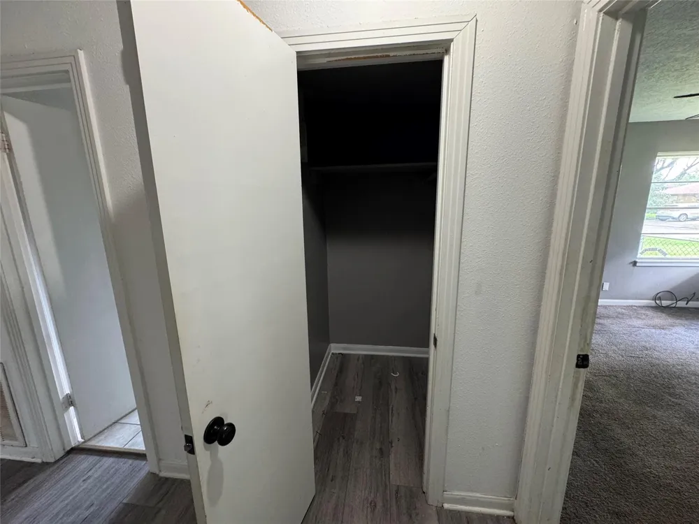 311 Alta Vista Drive Pasadena, TX 77502
