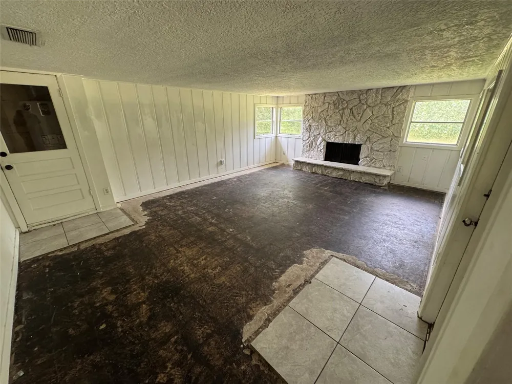 311 Alta Vista Drive Pasadena, TX 77502