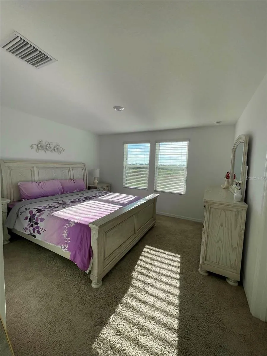 2516 PARAVANE WAY Wesley Chapel, FL 33543