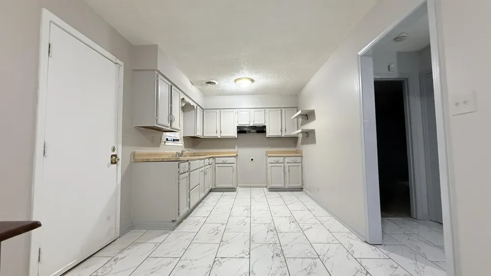 2753 E SKYLINE CIR Memphis, TN 38127