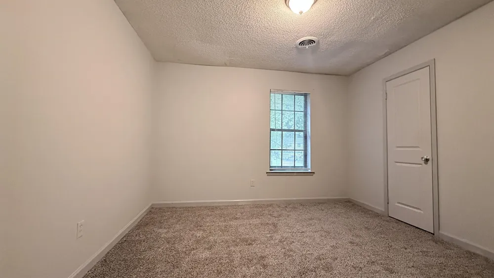 2753 E SKYLINE CIR Memphis, TN 38127