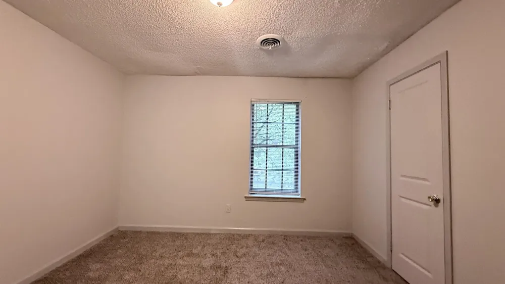 2753 E SKYLINE CIR Memphis, TN 38127