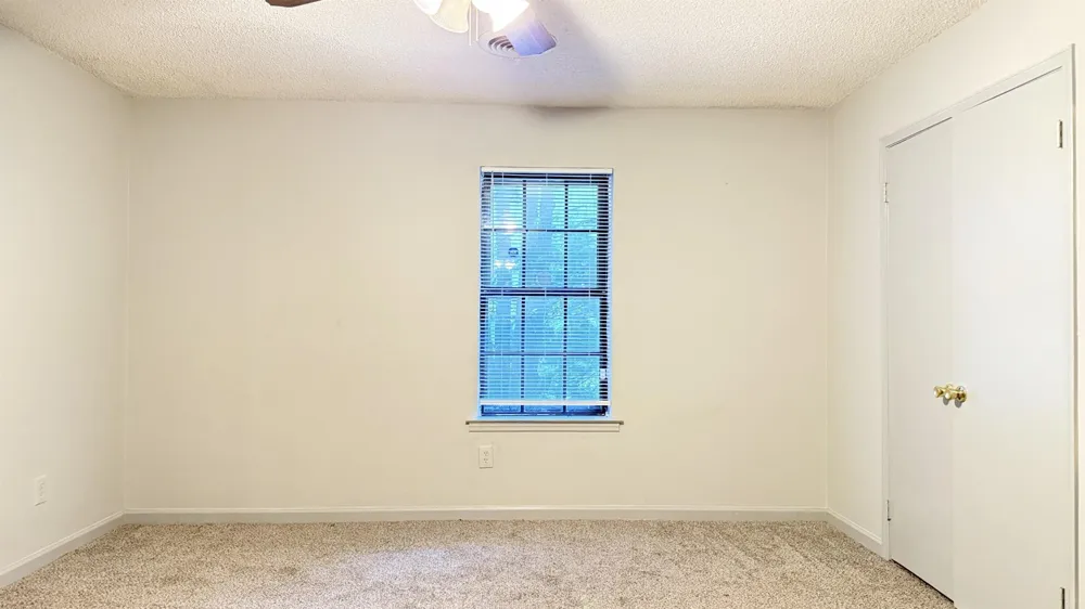 2753 E SKYLINE CIR Memphis, TN 38127