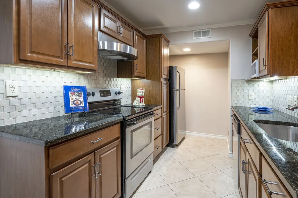 10757 Villager Road #B Dallas, TX 75230