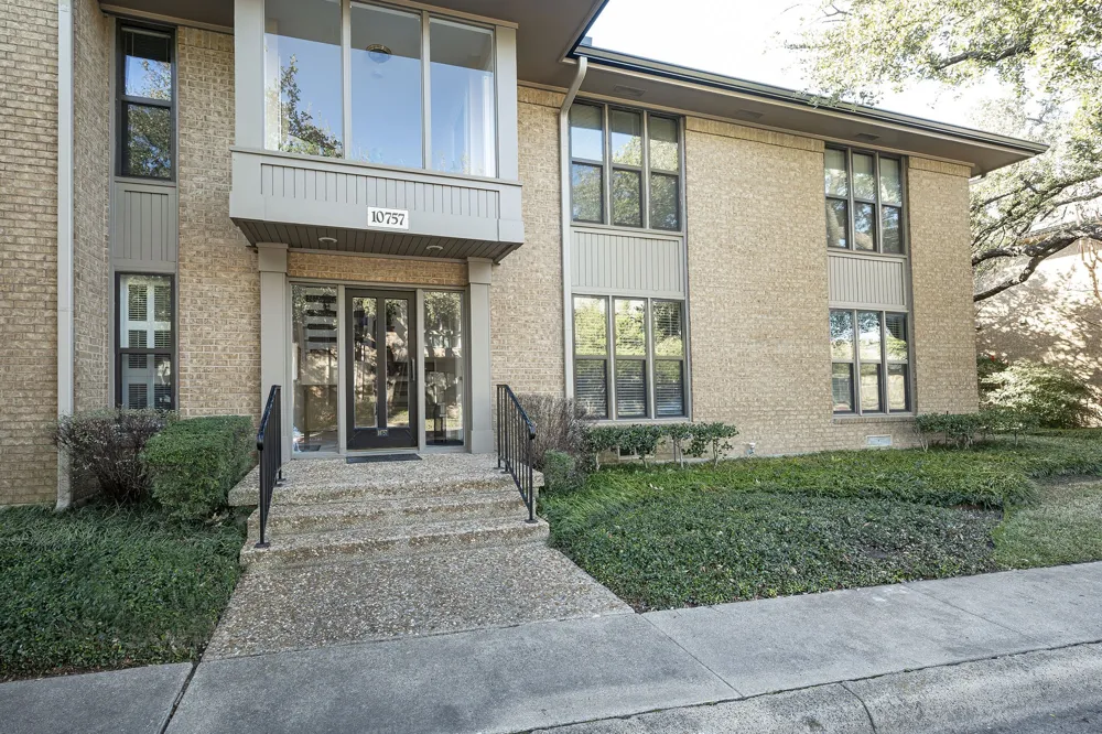 10757 Villager Road #B Dallas, TX 75230