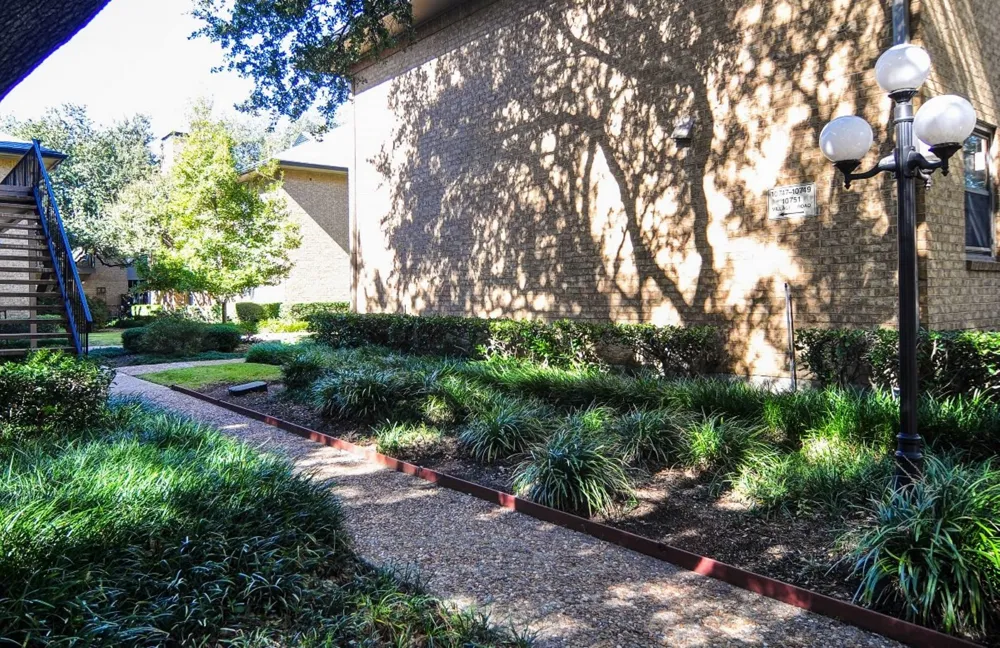 10757 Villager Road #B Dallas, TX 75230