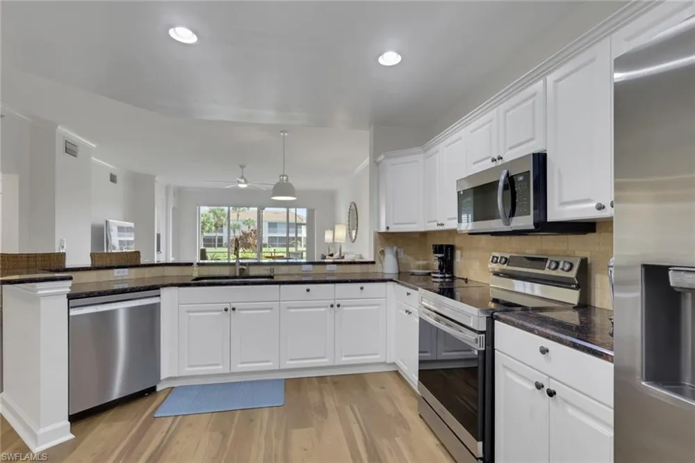 3048 Horizon Lane #1103 Naples, FL 34109