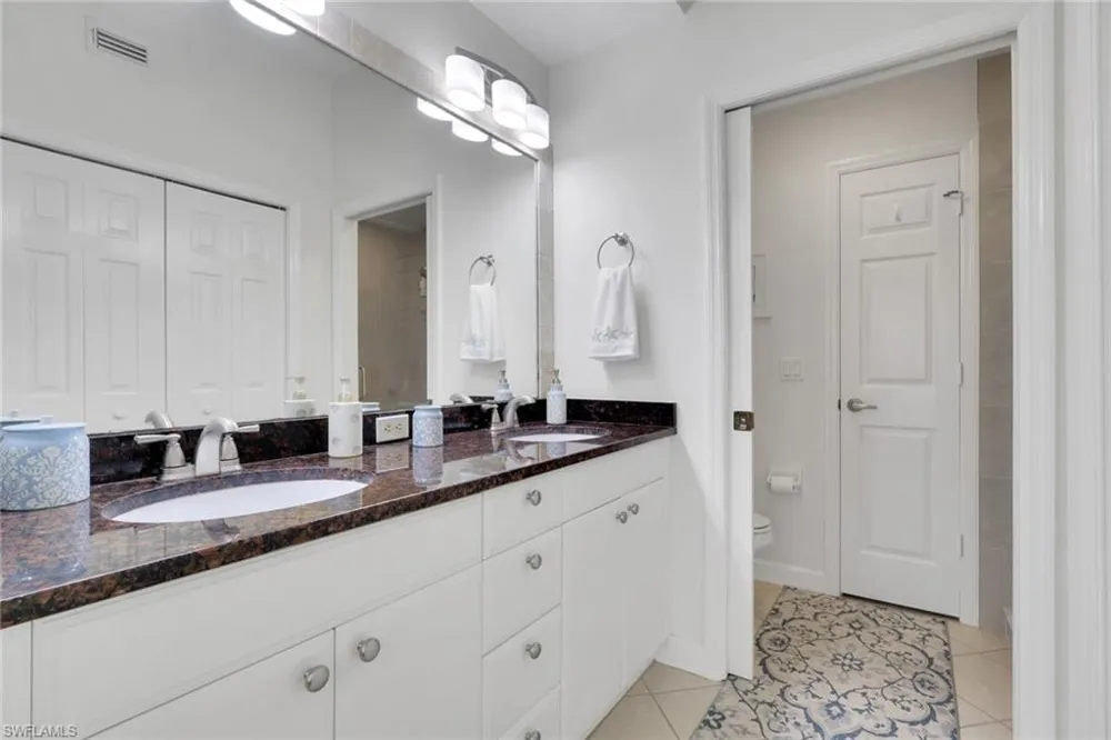 3048 Horizon Lane #1103 Naples, FL 34109