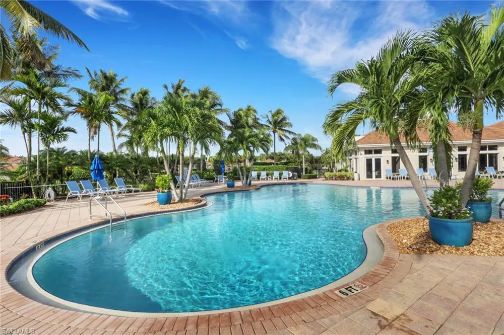 3048 Horizon Lane #1103 Naples, FL 34109