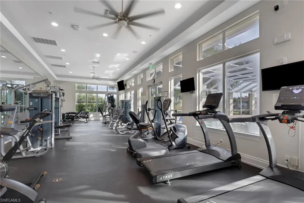 3048 Horizon Lane #1103 Naples, FL 34109