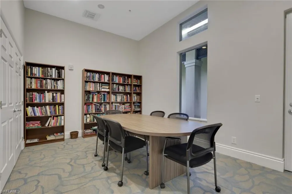 3048 Horizon Lane #1103 Naples, FL 34109