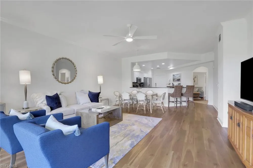 3048 Horizon Lane #1103 Naples, FL 34109