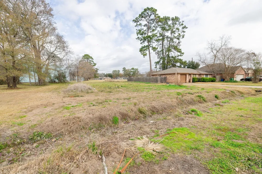 329 Swift Current Street Huffman, TX 77336