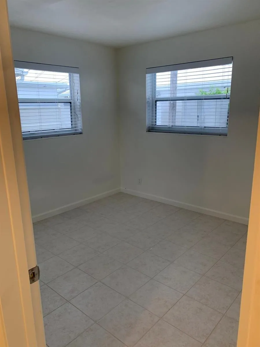 1311 Alho Drive Lantana, FL 33462