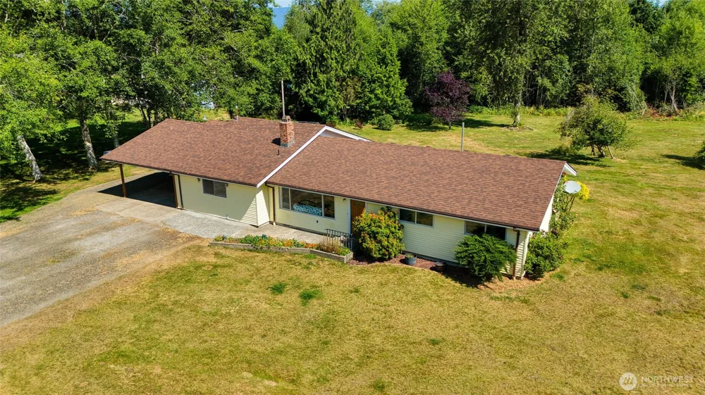 39 Neilton Lane Humptulips, WA 98552