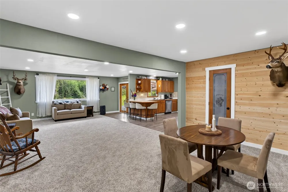 39 Neilton Lane Humptulips, WA 98552
