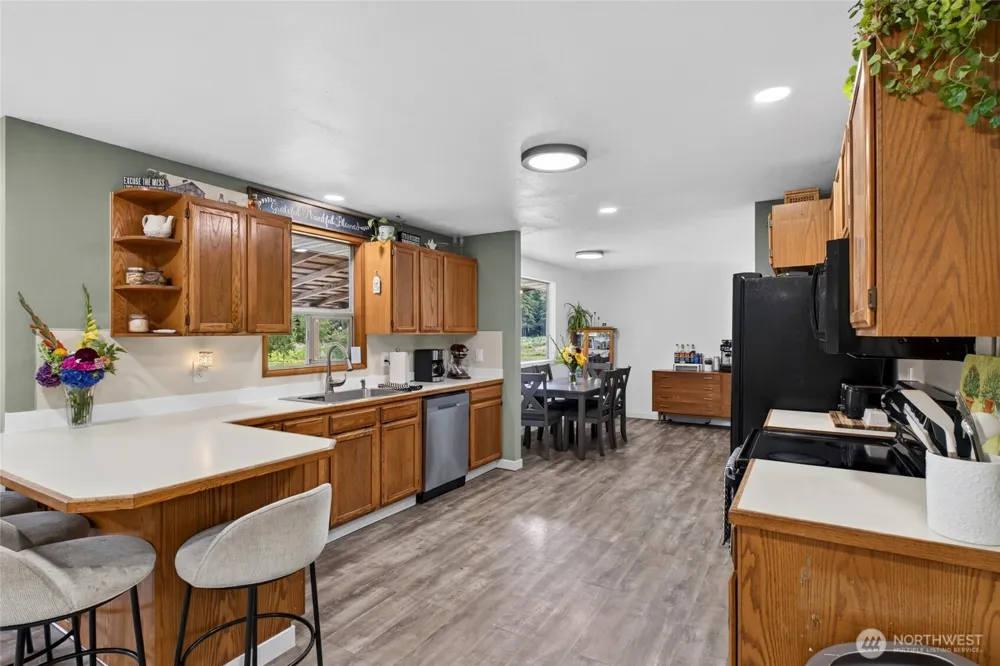 39 Neilton Lane Humptulips, WA 98552