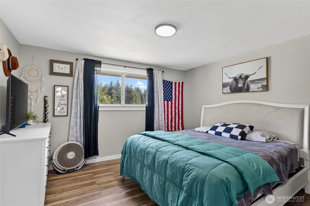 39 Neilton Lane Humptulips, WA 98552