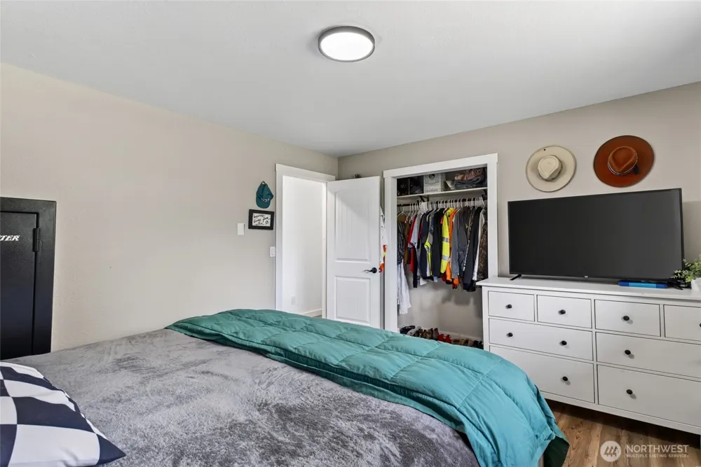 39 Neilton Lane Humptulips, WA 98552