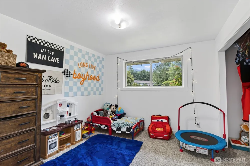 39 Neilton Lane Humptulips, WA 98552