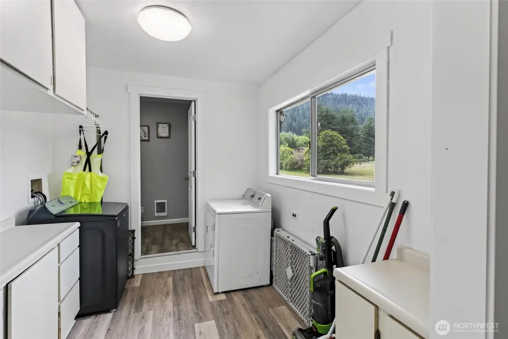 39 Neilton Lane Humptulips, WA 98552