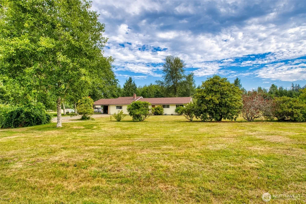39 Neilton Lane Humptulips, WA 98552
