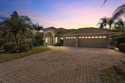 5180 SW Hammock Creek Drive