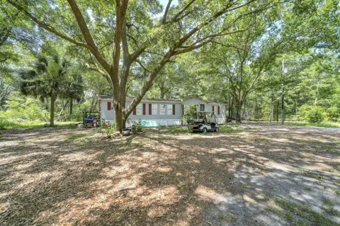 41 Frog Hill Road