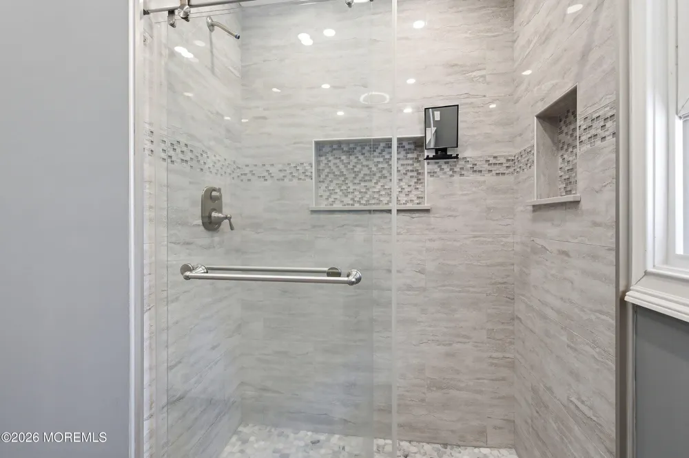 213 Lawrence Drive Lanoka Harbor, NJ 08734