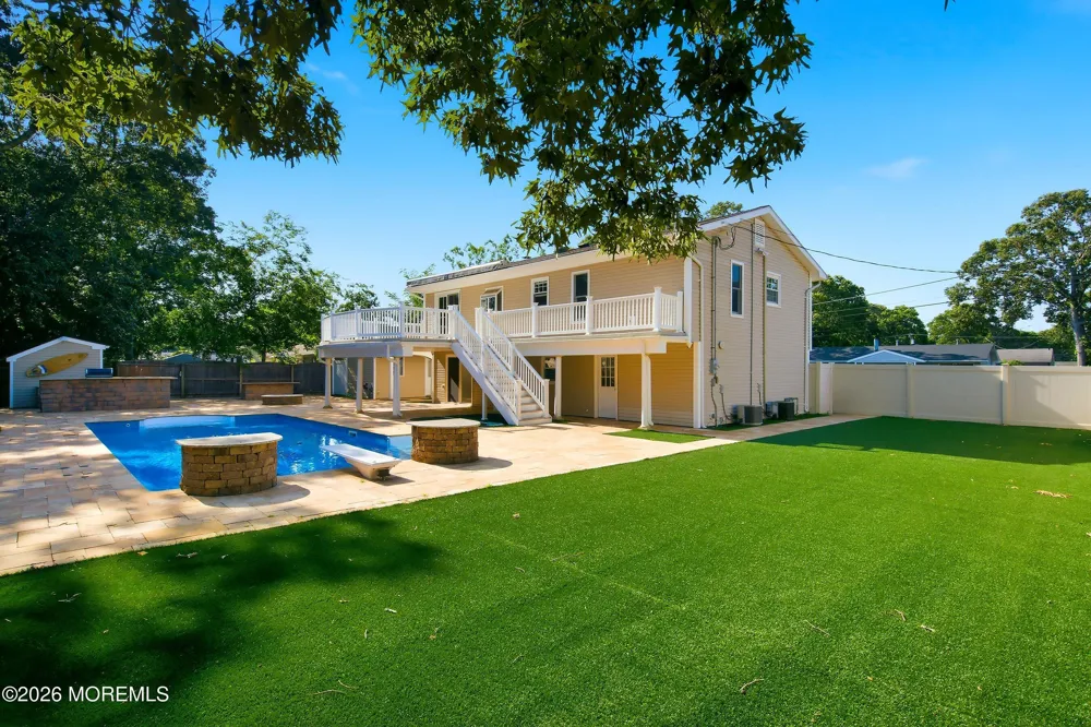 213 Lawrence Drive Lanoka Harbor, NJ 08734