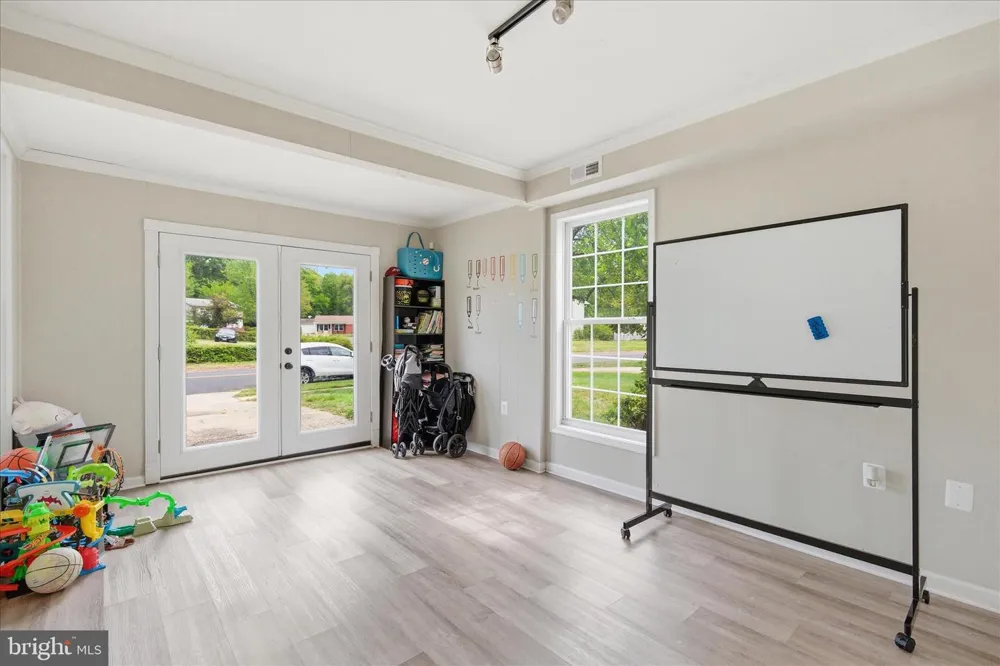 303 GARNER AVENUE Waldorf, MD 20602