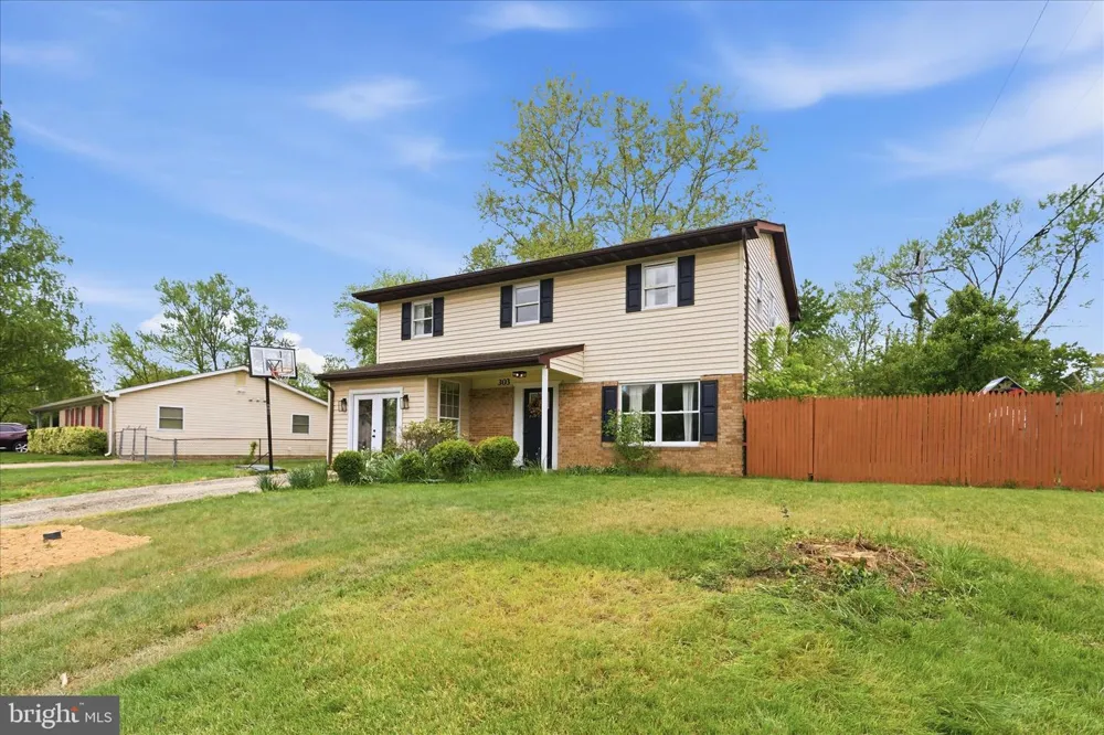 303 GARNER AVENUE Waldorf, MD 20602