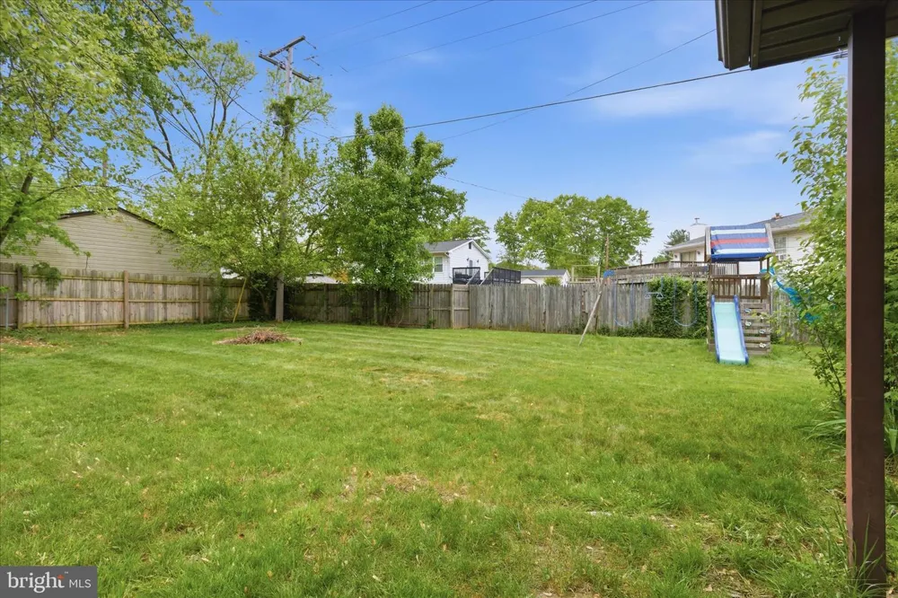 303 GARNER AVENUE Waldorf, MD 20602