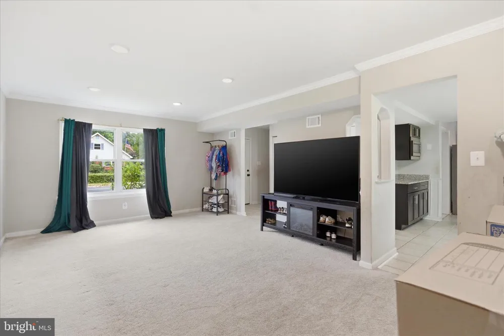 303 GARNER AVENUE Waldorf, MD 20602
