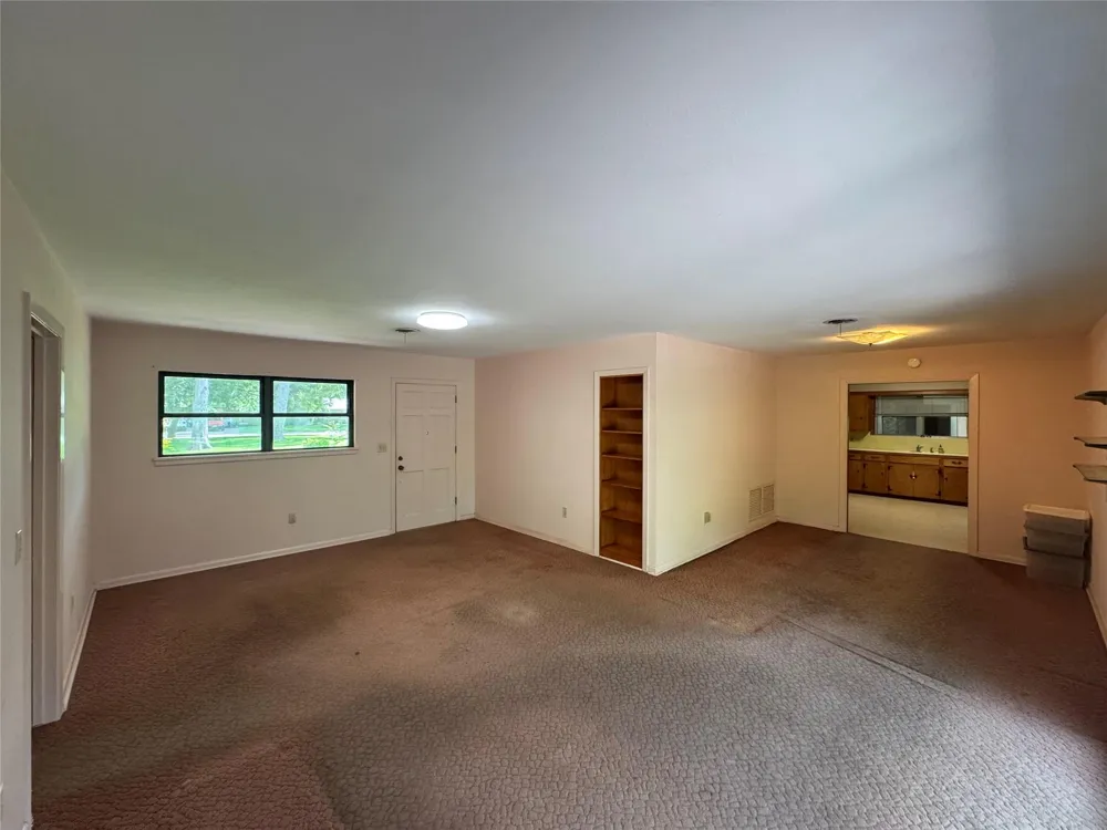 408 Oak Drive Lake Jackson, TX 77566