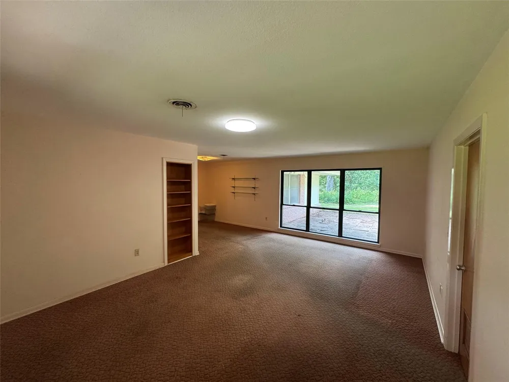 408 Oak Drive Lake Jackson, TX 77566