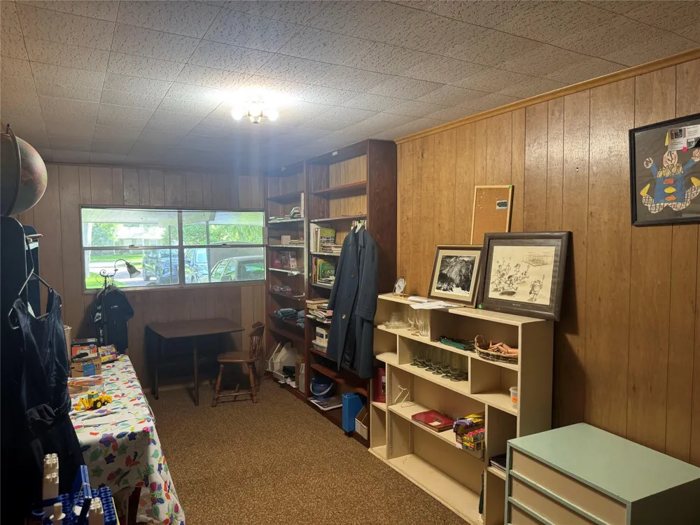 408 Oak Drive Lake Jackson, TX 77566