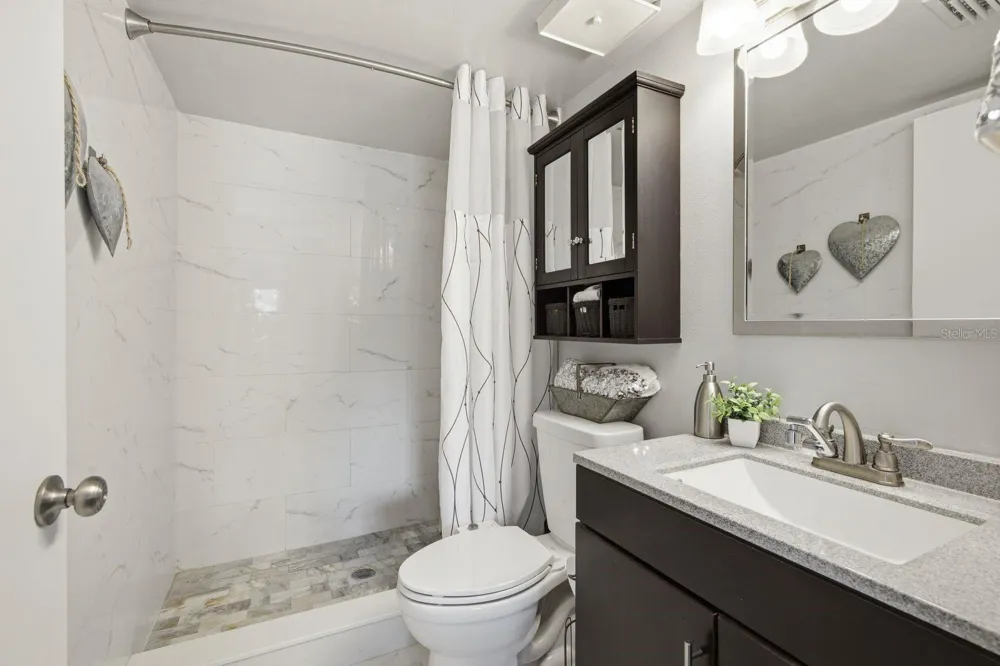 1179 PINE RIDGE CIRCLE W #G1 Tarpon Springs, FL 34688