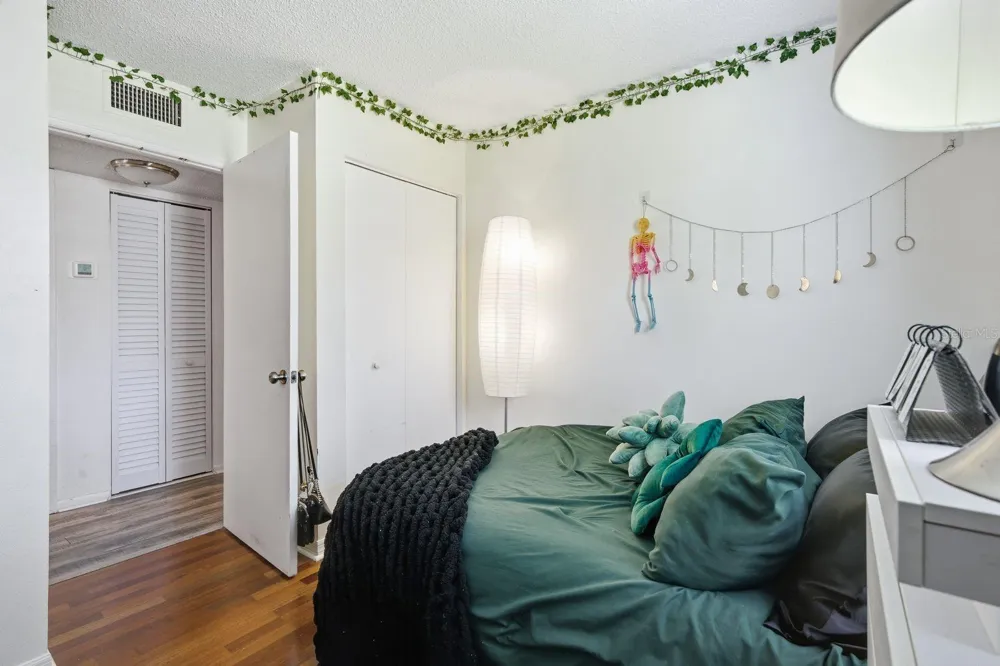 1179 PINE RIDGE CIRCLE W #G1 Tarpon Springs, FL 34688