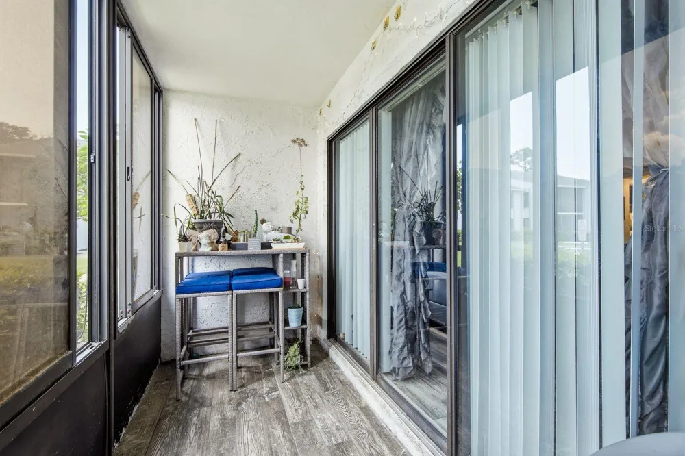 1179 PINE RIDGE CIRCLE W #G1 Tarpon Springs, FL 34688