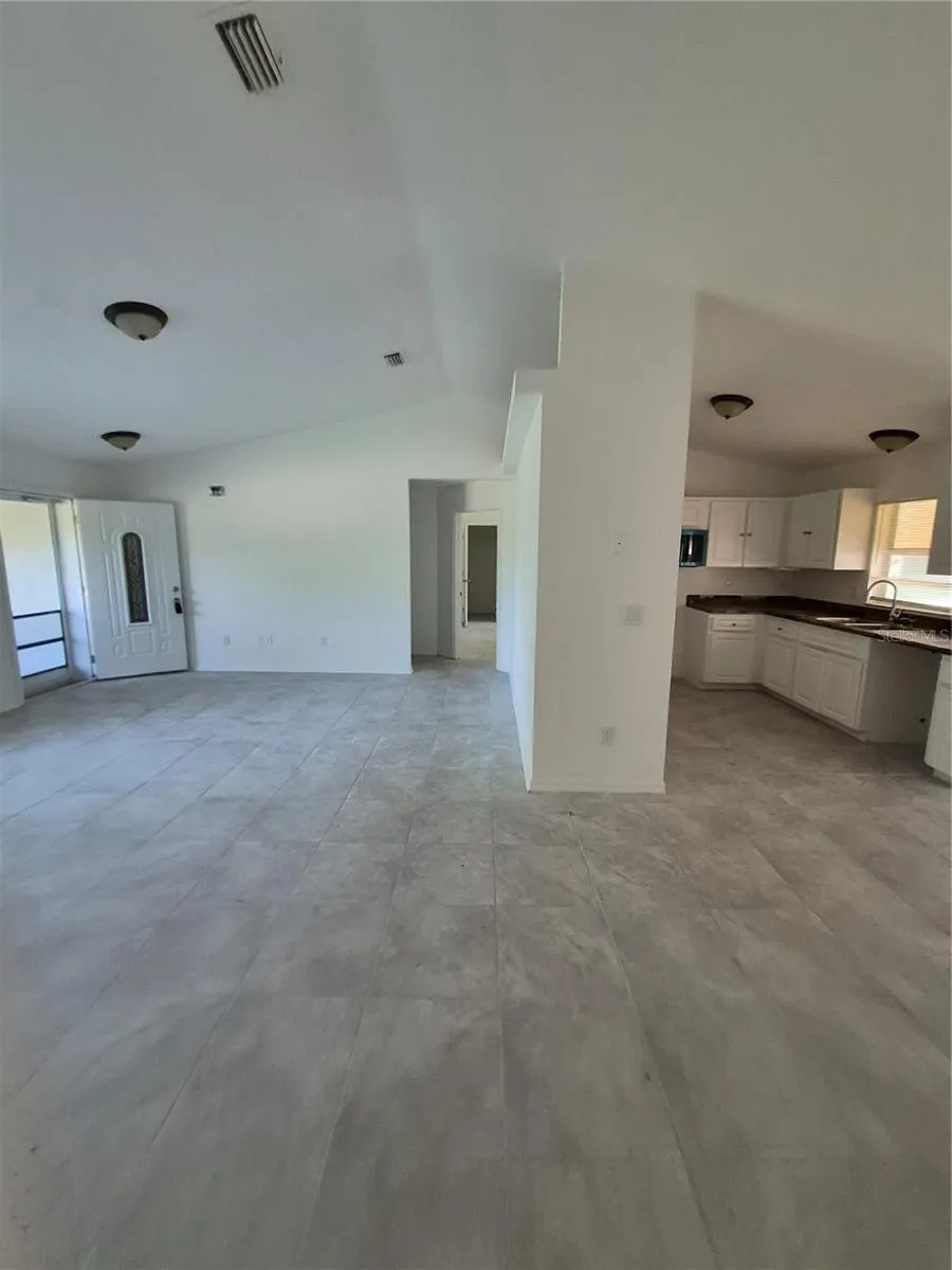 1160 W GENEVA PLACE Citrus Springs, FL 34434