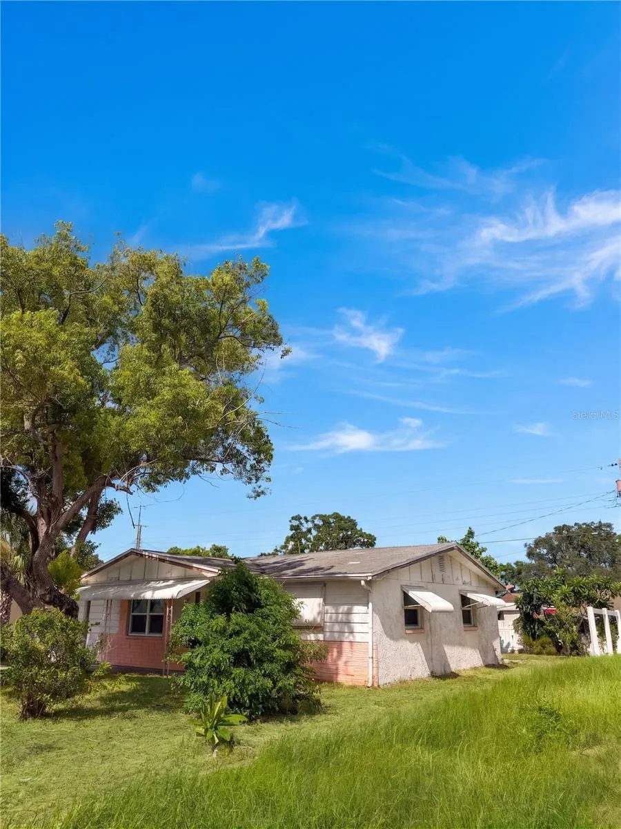 2412 ARCADIA ROAD Holiday, FL 34690