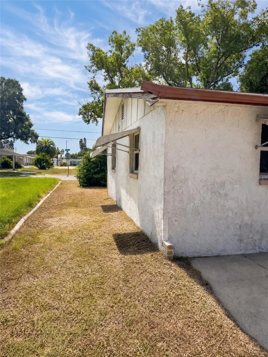 2412 ARCADIA ROAD Holiday, FL 34690