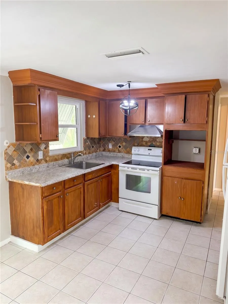 2412 ARCADIA ROAD Holiday, FL 34690