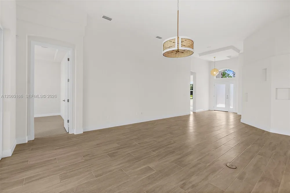3 RIO VISTA DR Palm Coast, FL 32137