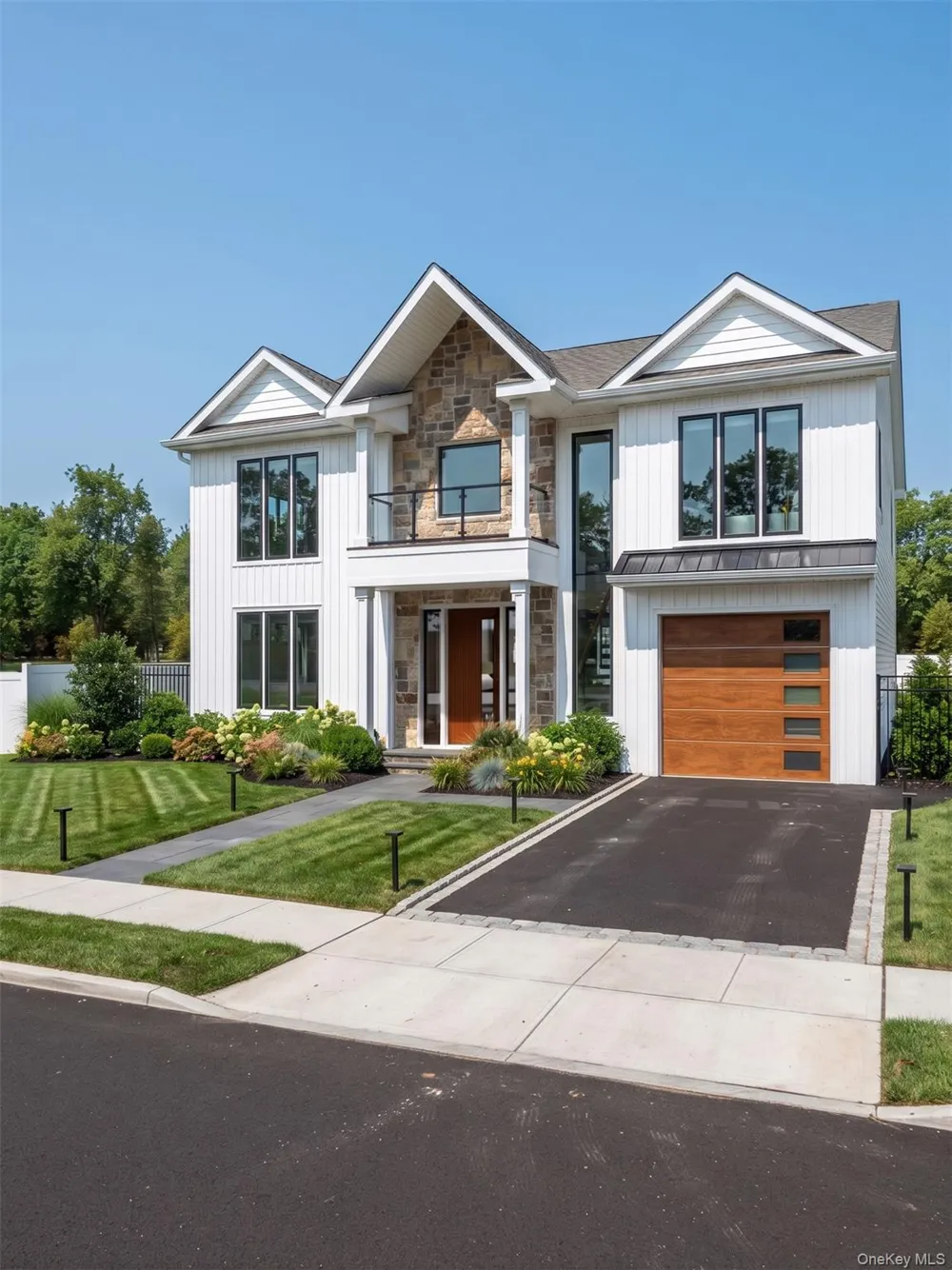 50 Cliff Lane Levittown, NY 11756