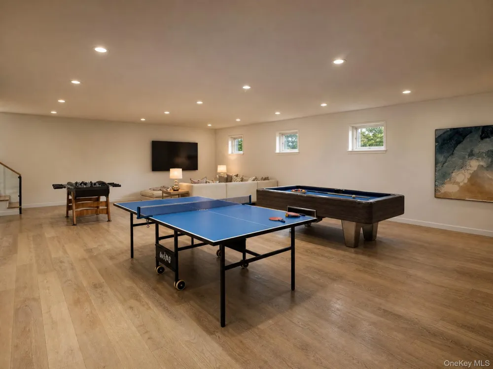 50 Cliff Lane Levittown, NY 11756