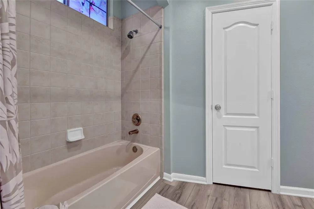 2634 Arbor Hill Lane Pearland, TX 77584