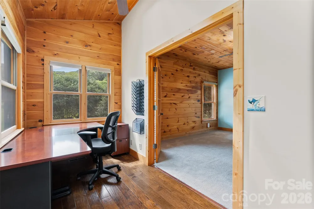 42 Chinaberry Court Waynesville, NC 28785